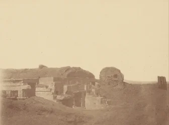 Overzicht van een onbekende tempel